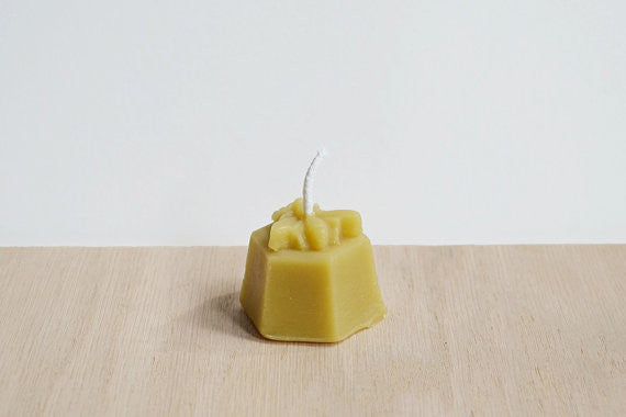 Mira's Naturals 100% Beeswax Votive Candle